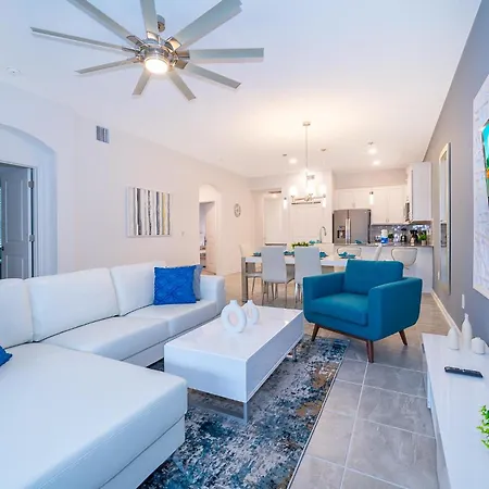 8891-102Cs Champions Gate,Condo + Game Room